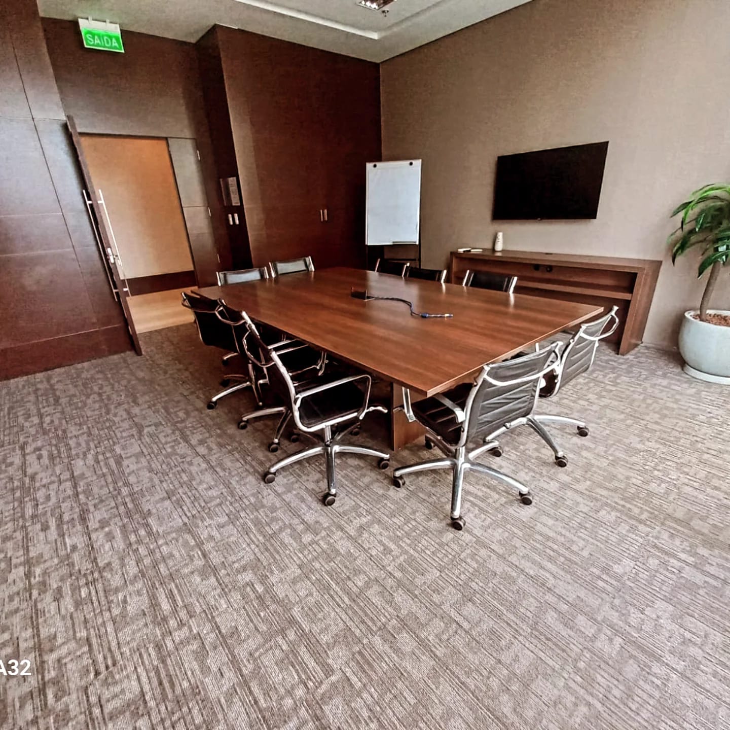 WhatsApp Image 2025-10-26 at 15.48.03 (2).jpeg